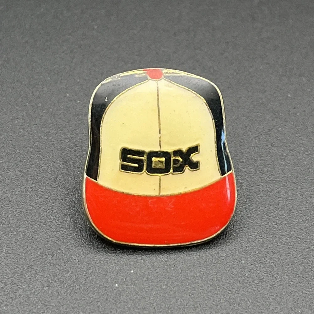 Vintage White Sox Baseball Hat Cap MLB Lapel‎ Hat Pin